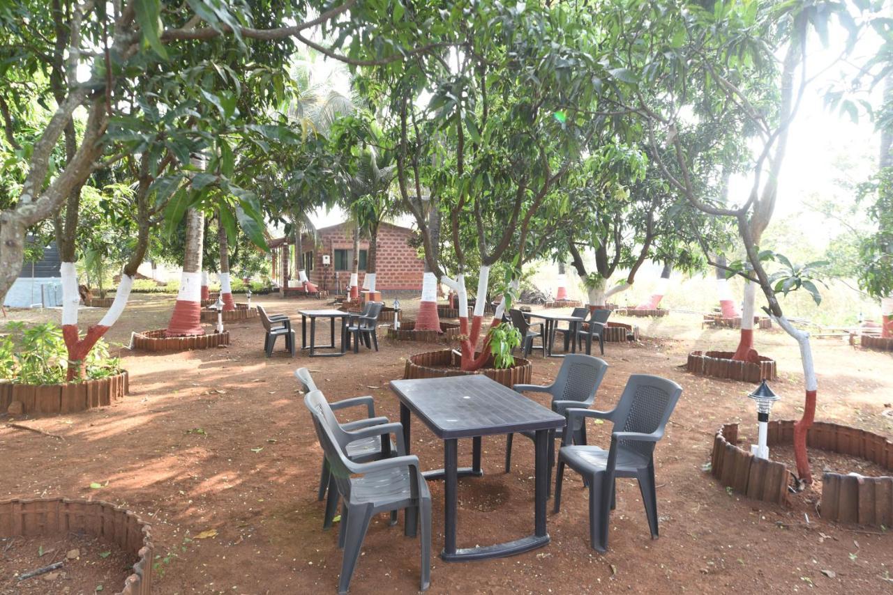 Prajakta Rest House Alibag Bagian luar foto