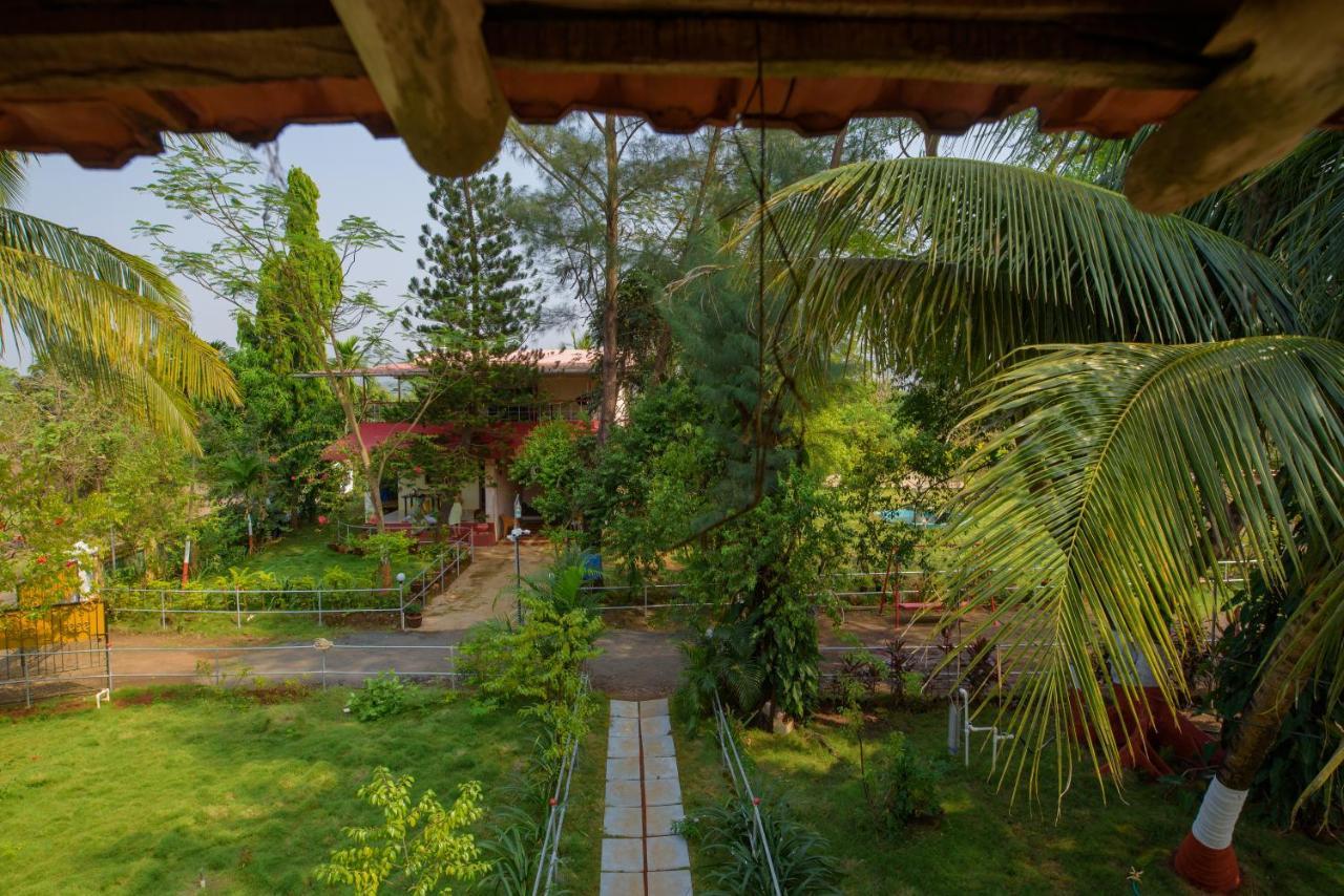 Prajakta Rest House Alibag Bagian luar foto