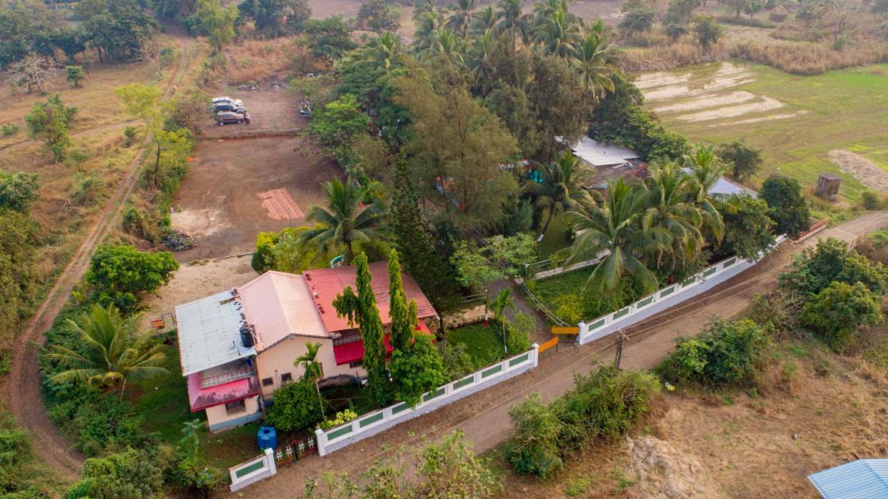 Prajakta Rest House Alibag Bagian luar foto