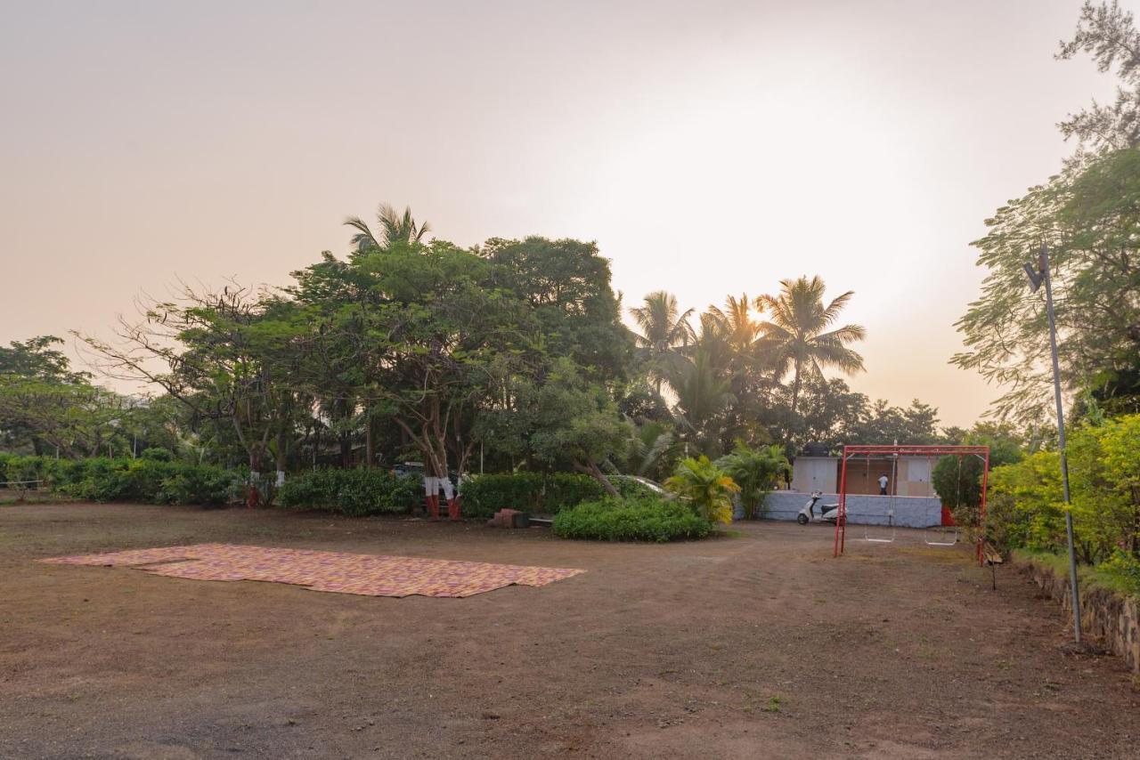 Prajakta Rest House Alibag Bagian luar foto